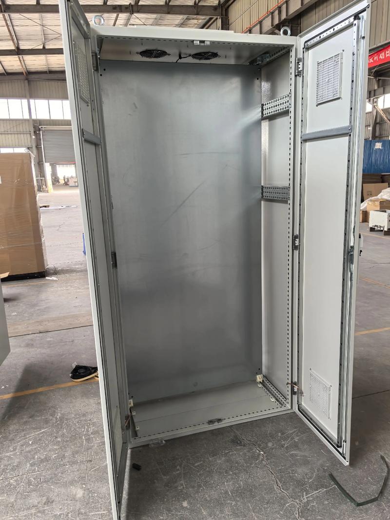 專業仿威圖機柜與操作臺，滿足您的工業機柜需求